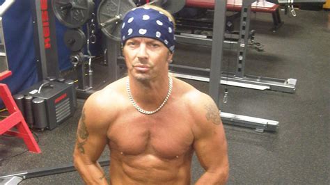 Bret Michaels on Battling a Lifelong disease - Videos