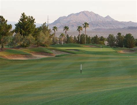 Chimera has awesome views of Sunrise Mountain. | Golf courses, Golf ...