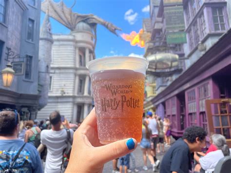 Guests Can Now Order Butterbeer Without Topping in The Wizarding World of Harry Potter at ...