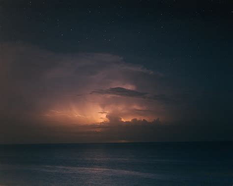 One of several shots I got of a Heat Lightning storm looming over the Gulf Coast. [OC ...