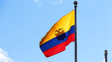 ¿Cuándo es el juramento a la Bandera en Ecuador? - El Comercio