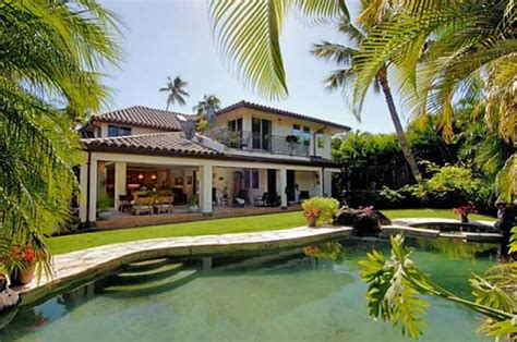 Resort-style Kahala Avenue home for sale - $4,780,000 Honolulu, Hawaii ...