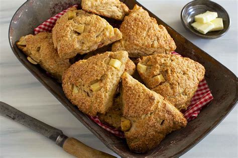 Love These Fresh Apple Cinnamon Scones