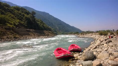 Adventure Sports in Kashmir: Rafting in Pahalgam