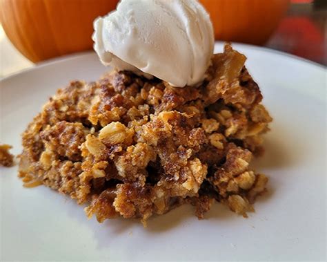 Vegan Apple Crumble - Conflicted Vegan