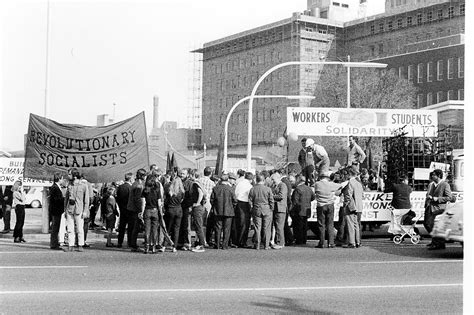 ‘Taking to the Streets against the Vietnam War’: A Timeline History of Australian Protest 1962 ...