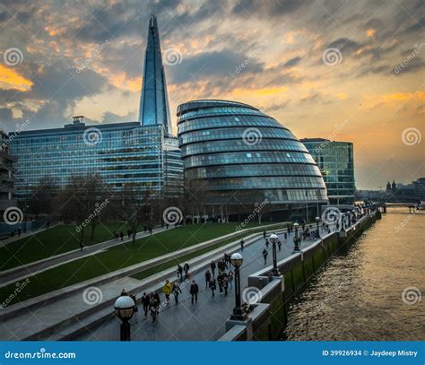 City Hall, London stock photo. Image of trees, water - 39926934