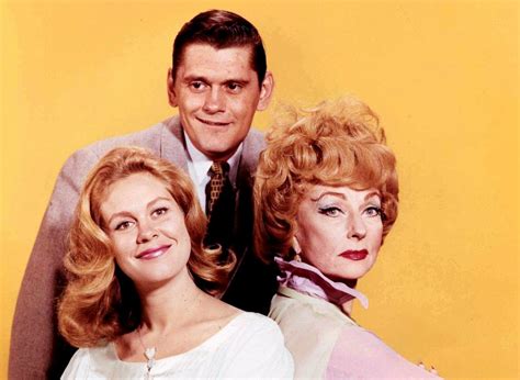 With a wiggle of Samantha's nose, Bewitched made TV magical - Click ...