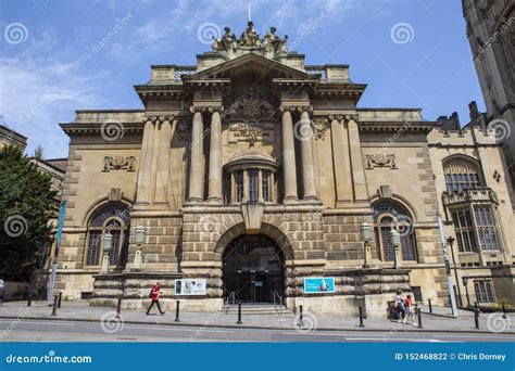 Bristol Museum and Art Gallery Editorial Photography - Image of ...