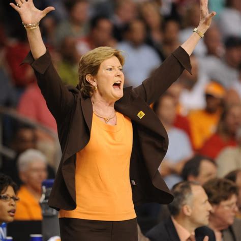 ESPN hails Pat Summitt - ESPN Front Row