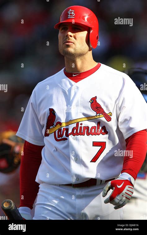 St. Louis Cardinals left fielder Matt Holliday (7) looks for signs Stock Photo, Royalty Free ...