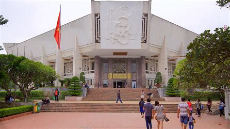 Ho Chi Minh museum - Hanoi Old Quarter