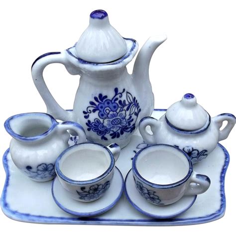Vintage Miniature Tea Set Blue White Flowers China Dolls Bears | Mini tea set, Miniature tea set ...