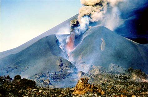 Pico do Fogo Volcano Erupts in Cape Verde: Evacuation in Progress