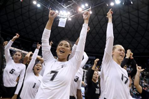 Hawaii volleyball: Rasmussen BWC’s POW, Wahine No. 20, Worsley brothers ...