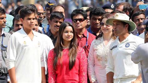 Rare pictures of Sachin Tendulkar with his family - India.com