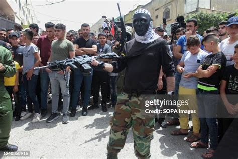 Fatah Al Aqsa Martyrs Brigades Photos and Premium High Res Pictures - Getty Images