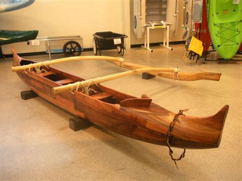 Wooden outrigger canoe plans ~ Lapstrake boat diy