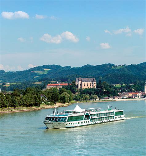 Saga River Cruises | RiverVoyages.com