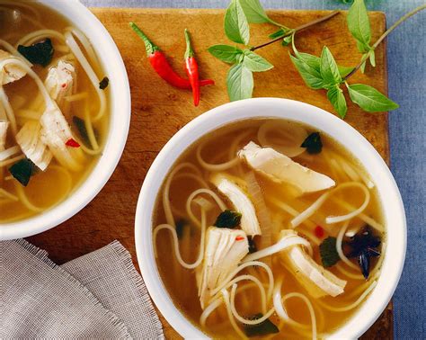 Slow Simmered Vietnamese Noodle Soup | Chicken.ca