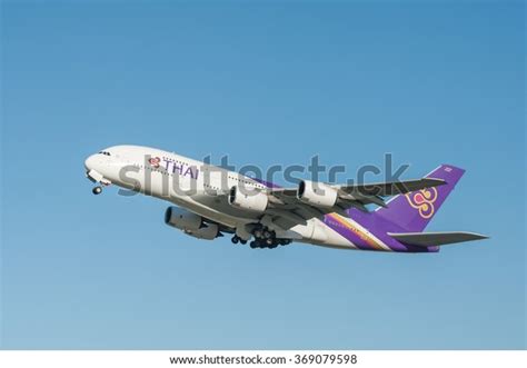 442 Thai Airway Airbus A380 Images, Stock Photos, 3D objects, & Vectors ...