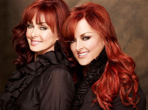 The Judds: Las Vegas Show Girls Night Out : People.com