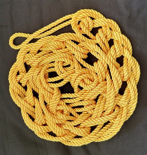 30′ Golden Yellow Nylon Rope – knottiekittie