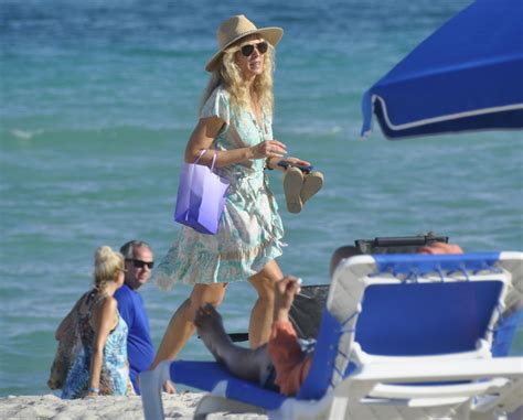 MARLA MAPLES Out on the Beach in Miami 12/05/2021 – HawtCelebs