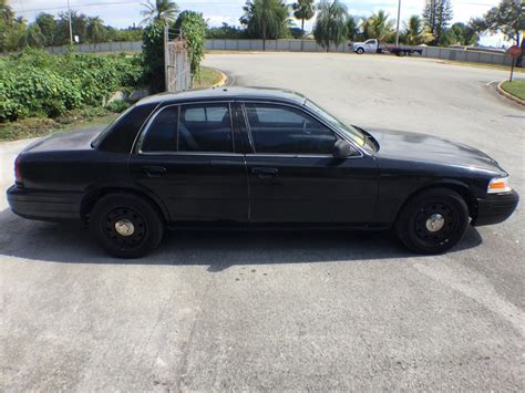 BIDERA Government Auctions - 2011 Ford Crown Victoria Police Interceptor