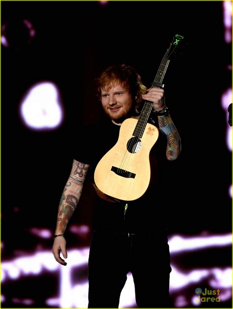 Ed Sheeran Sings 'Bloodstream' at Billboard Music Awards 2015! (Video ...