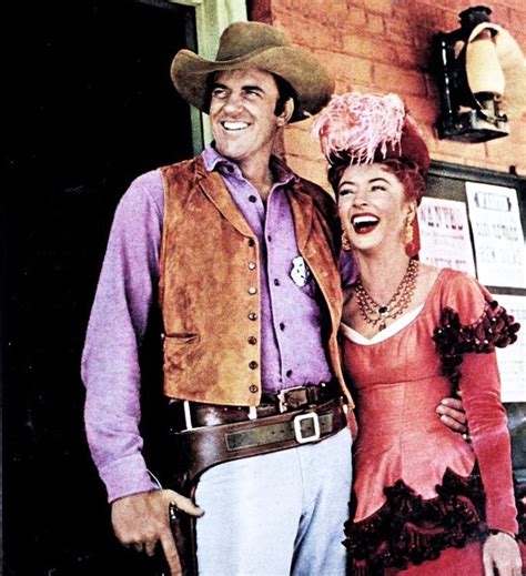 Boomer TV Trivia: Gunsmoke | Gunsmoke, James arness, Tv westerns