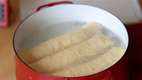 Does Boiling Dough Make The Best Bread? - Emmymade