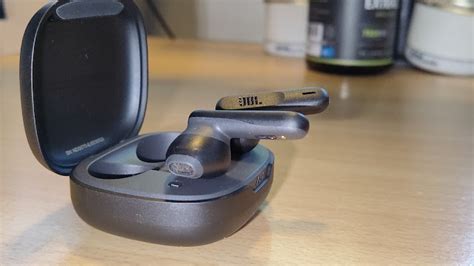 JBL WAVE 300TWS Review Wireless Earbuds Without ANC | Gadget Explained Reviews Gadgets ...