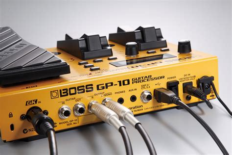 Roland/Boss GP-10 Guitar Processor - Synthesizer