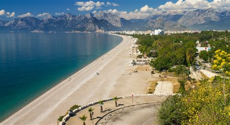 The sandy Konyaalti Beach guide in Antalya - Property Turkey