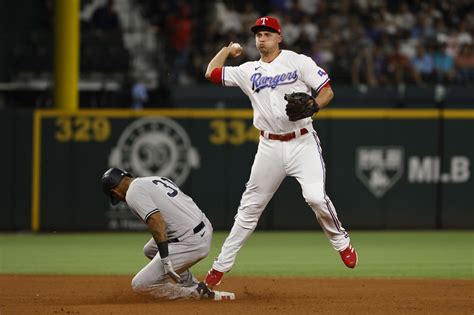 Texas Rangers fans distraught at reminder of Game Six loss in 2011 ...