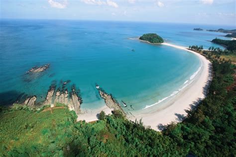 Discover 7 of the Best Beaches In Malaysia - ExpatGo