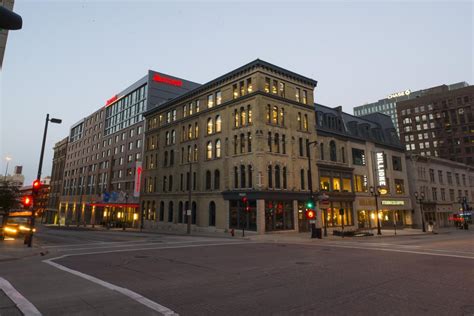 Milwaukee Marriott Downtown, Milwaukee, WI Jobs | Hospitality Online