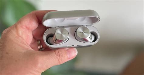 Win a pair of noise-cancelling Technics Earbuds!