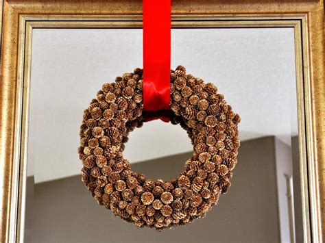 How to Make a Holiday Pinecone Wreath | HGTV