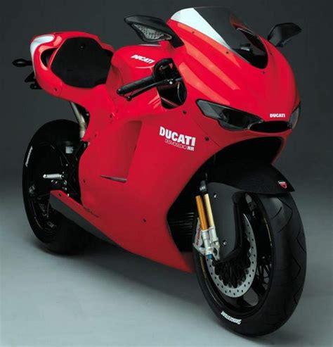 Beautiful Bikes: Ducati Desmosedici RR Exhaust