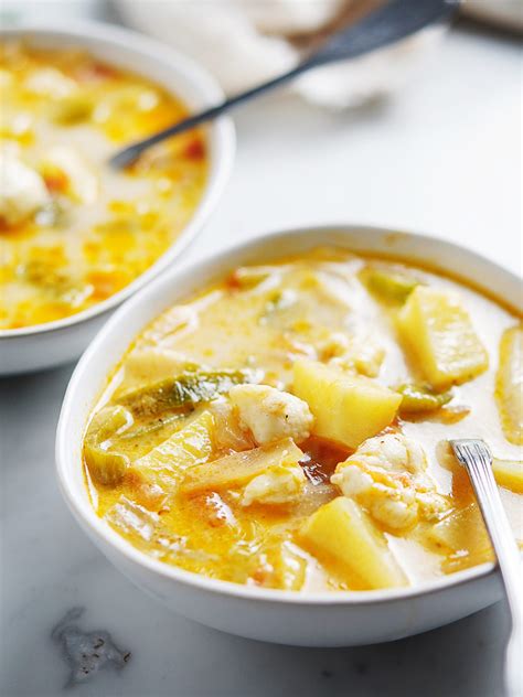 Caldo De Queso Con Papas (Cheese soup & potatoes) | Muy Delish