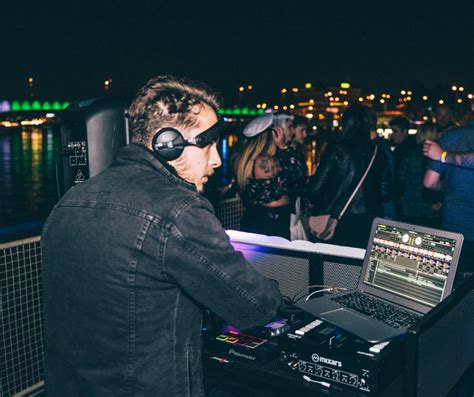 The ultimate guide to Warsaw nightlife - Warsaw Boat Party