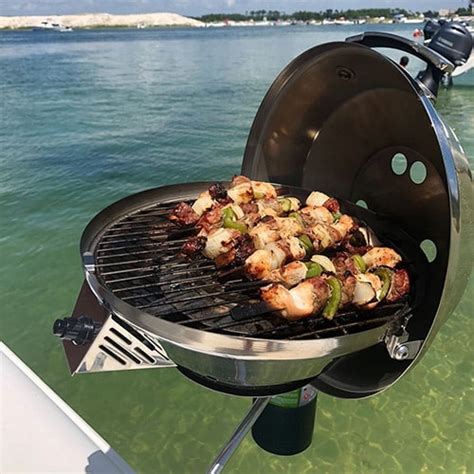 How to Buy a Boat Grill | Buying Guide | BBQGuys