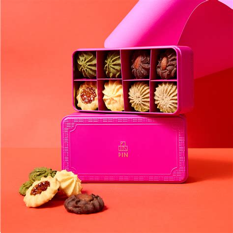 Pretty in Pink Cookies Gift Box (16PCs) 粉紅佳人曲奇禮盒 (16 件) T06