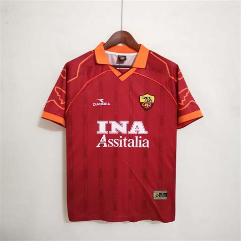 TOTTI 10 | AS ROMA 2000-2001 HOME JERSEY – FOOTBALL MYTHS