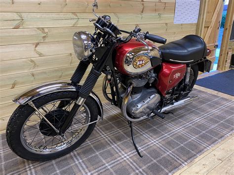 For Sale - BSA 650 Lightning 1967 (SOLD) - Dawson Classic Motorcycles