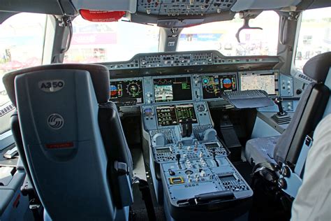 Airbus A350-900 cockpit AVIATION NEWS International Aviation News ...