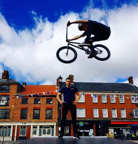 BMX Bike Stunts UK - Hire Bike Tricks | Scarlett Entertainment UK