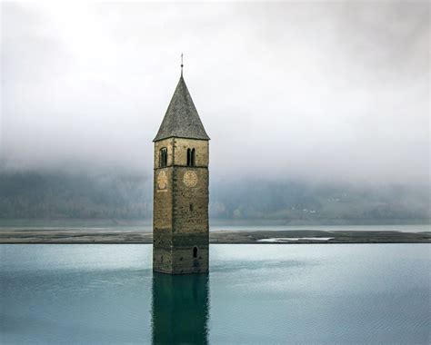 Lago di Resia: Discover the Haunting Bell Tower of Curon